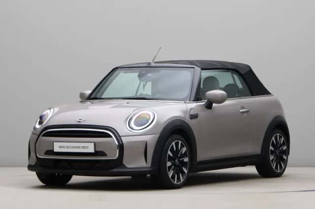 MINI Cabrio (2022) thumbnail 5