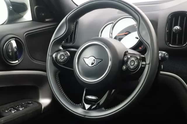 MINI Countryman (2020) thumbnail 2
