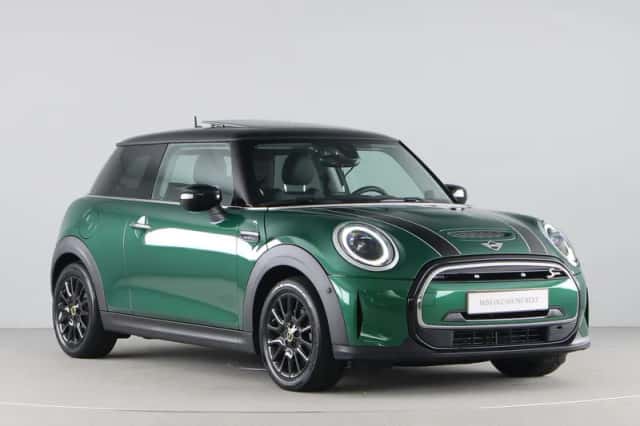 MINI Electric (2022) thumbnail 3