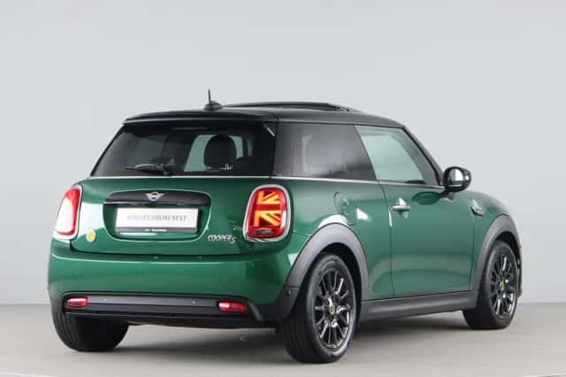 MINI Electric (2022) thumbnail 5