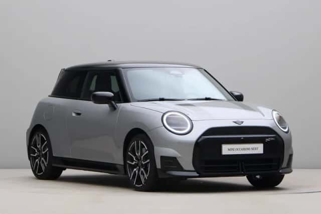 MINI Cooper (2026) thumbnail 3