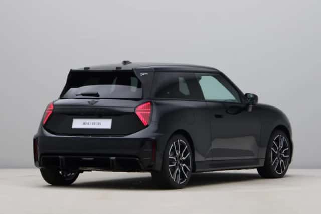 MINI Cooper (2026) thumbnail 6