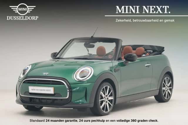 MINI Cabrio (2023) thumbnail 1