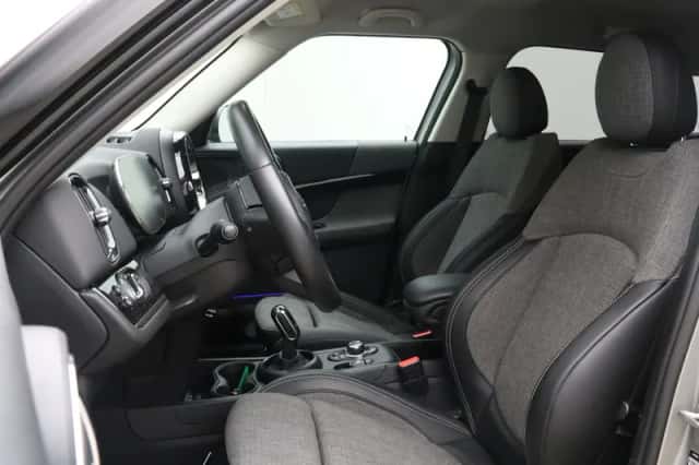 MINI Countryman (2023) thumbnail 4
