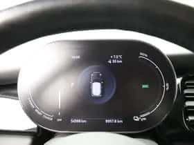 MINI Electric (2022) thumbnail 3