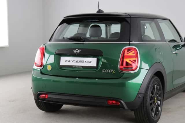 MINI Electric (2023) thumbnail 18