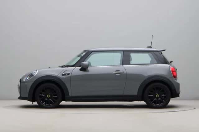 MINI Electric (2022) thumbnail 12