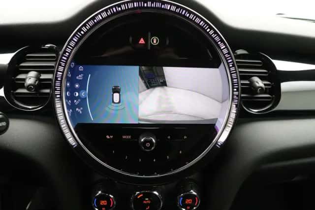 MINI Electric (2022) thumbnail 25