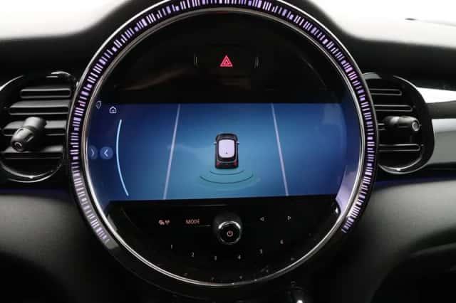 MINI Electric (2021) thumbnail 24