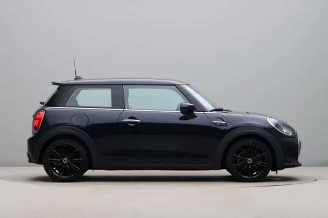 MINI Electric (2021) thumbnail 8