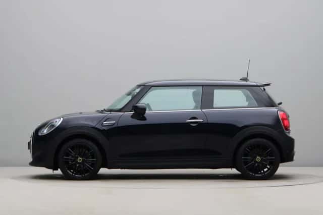 MINI Electric (2022) thumbnail 11
