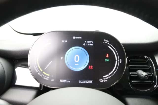 MINI Electric (2022) thumbnail 17
