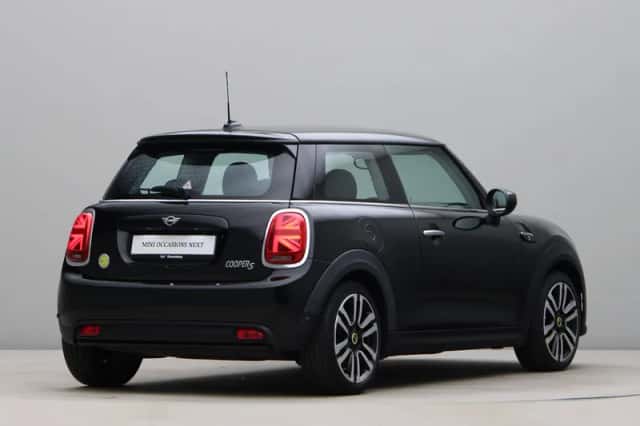 MINI Electric (2022) thumbnail 5