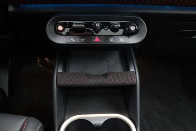MINI Countryman (2024) thumbnail 14