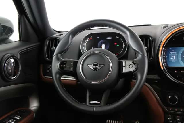 MINI Countryman (2023) thumbnail 2