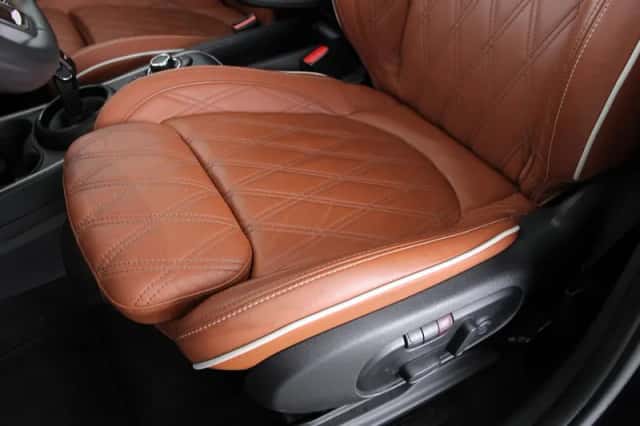 MINI Countryman (2023) thumbnail 13