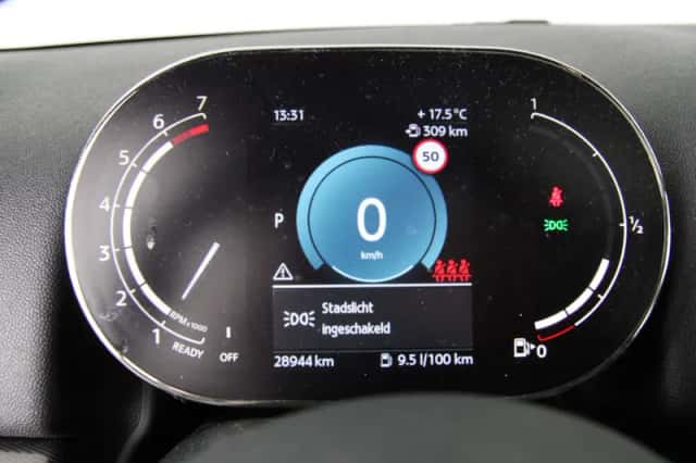 MINI Countryman (2023) thumbnail 3