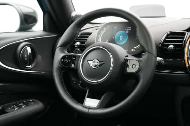 MINI Clubman (2021) thumbnail 2