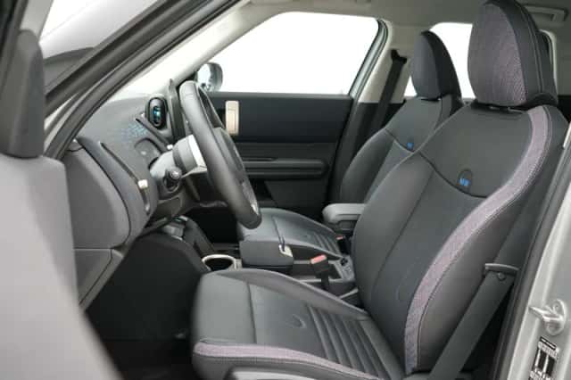 MINI Countryman (2024) thumbnail 4