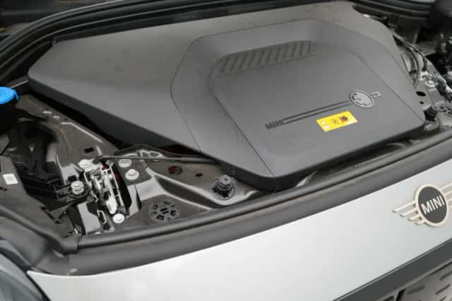 MINI Countryman (2024) thumbnail 3
