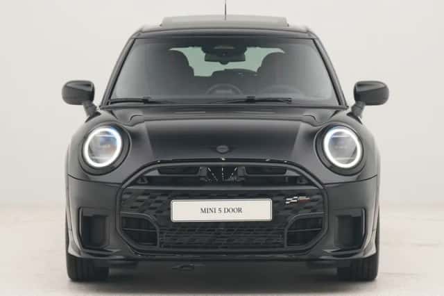 MINI Cooper (2026) thumbnail 2