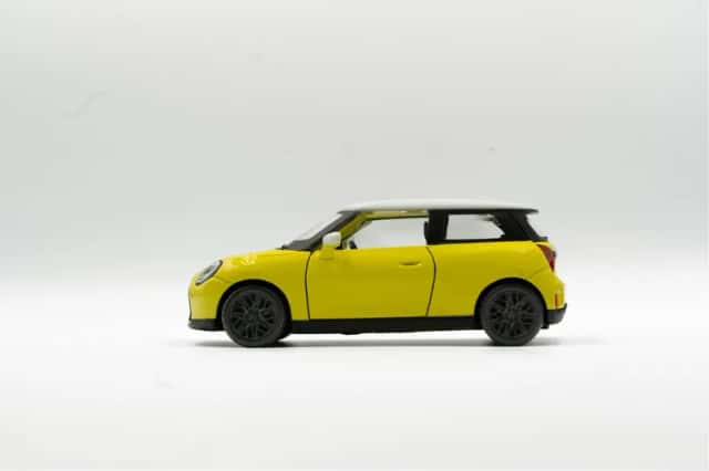 MINI Cooper (2026) thumbnail 3