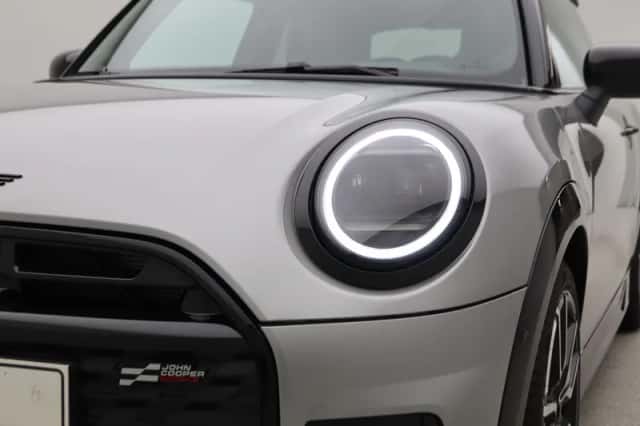 MINI Cooper (2025) thumbnail 19