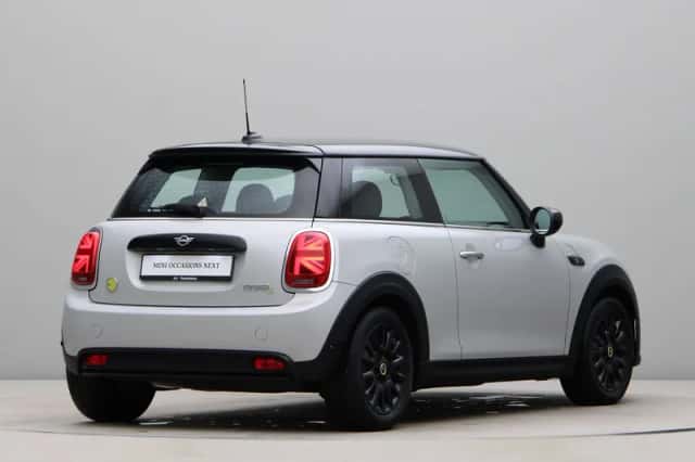 MINI Electric (2021) thumbnail 10