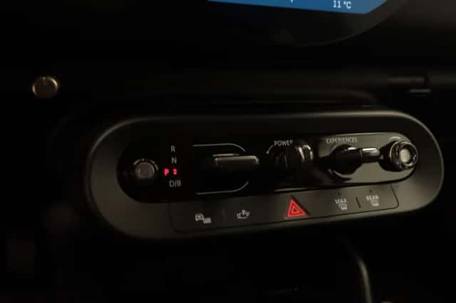 MINI Cooper (2026) thumbnail 15