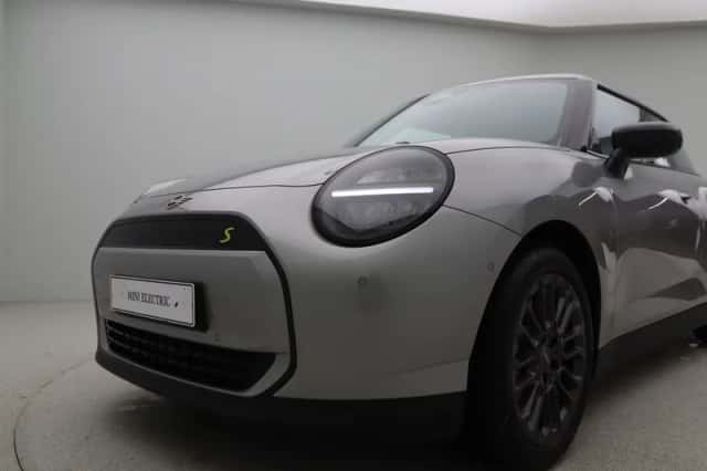 MINI Cooper (2026) thumbnail 17