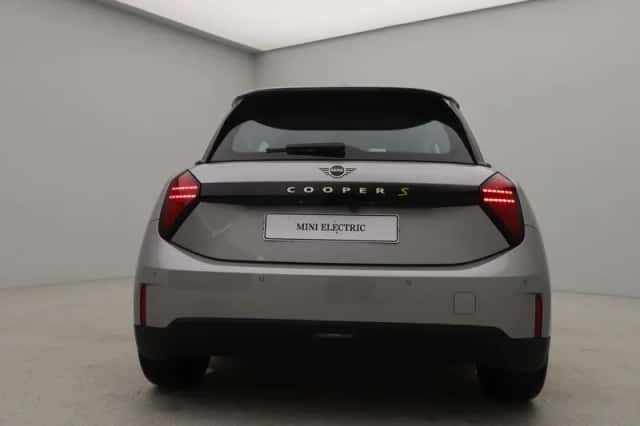 MINI Cooper (2026) thumbnail 19