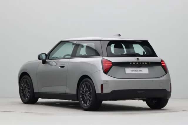 MINI Cooper (2026) thumbnail 10