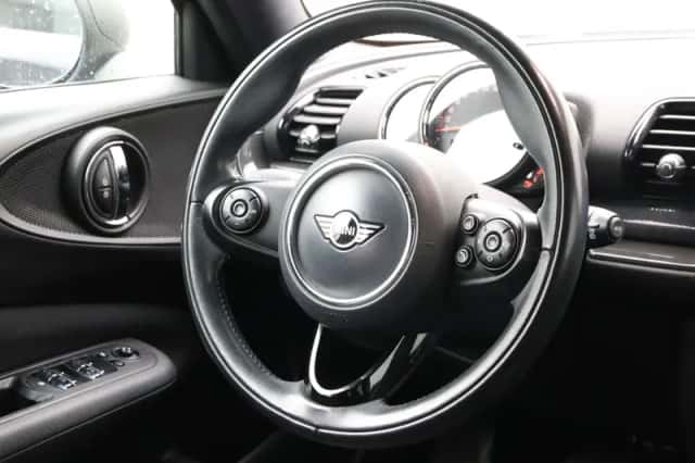 MINI Clubman (2019) thumbnail 2