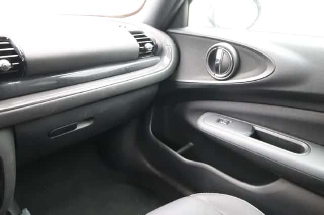 MINI Clubman (2019) thumbnail 15
