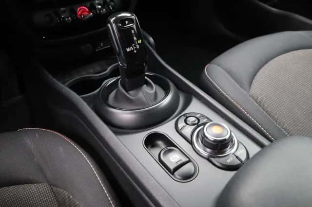 MINI Clubman (2019) thumbnail 18
