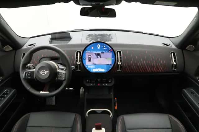 MINI Countryman (2026) thumbnail 13