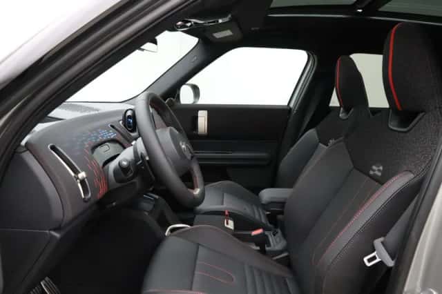 MINI Countryman (2026) thumbnail 5