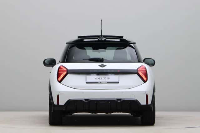 MINI Cooper (2026) thumbnail 10
