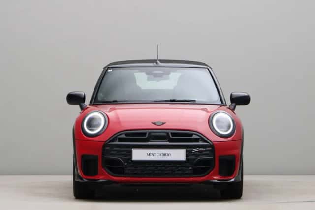 MINI Cabrio (2026) thumbnail 2