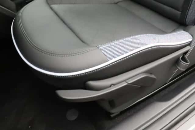 MINI Cooper (2026) thumbnail 16