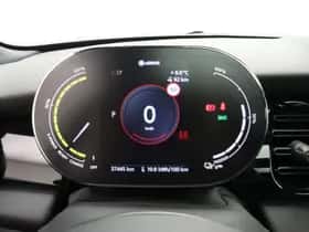 MINI Electric (2022) thumbnail 3