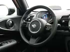 MINI Clubman (2023) thumbnail 2