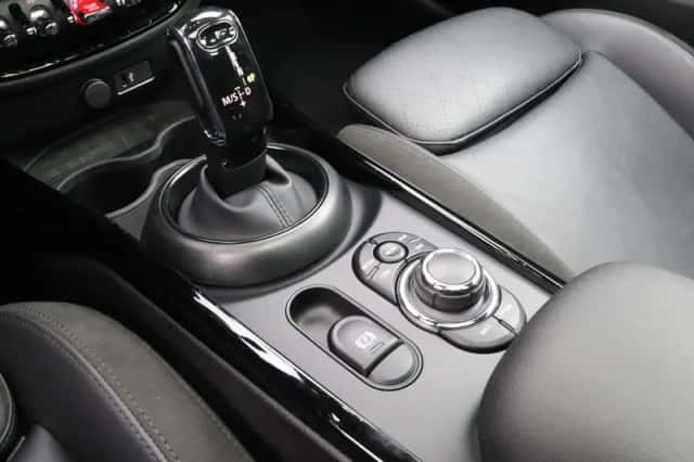 MINI Clubman (2023) thumbnail 18