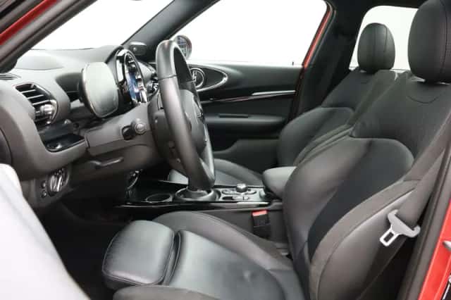 MINI Clubman (2023) thumbnail 5