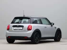 MINI Electric (2022) thumbnail 9