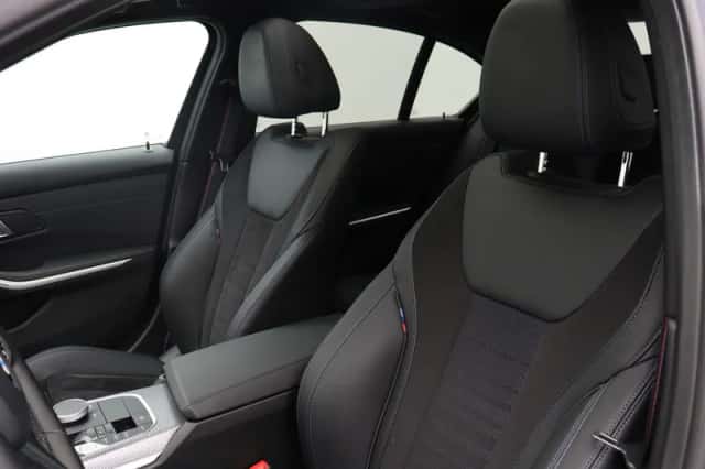 BMW 3-Serie (2024) thumbnail 4