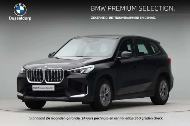 BMW iX1 (2023) thumbnail 1