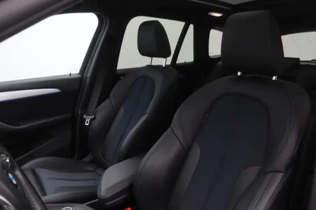 BMW X1 (2021) thumbnail 4