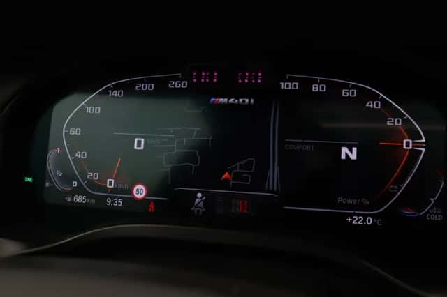 BMW X3 (2022) thumbnail 3