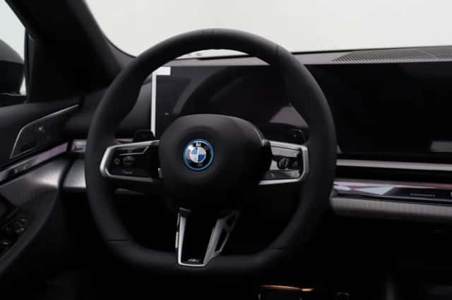BMW 5-Serie (2026) thumbnail 2
